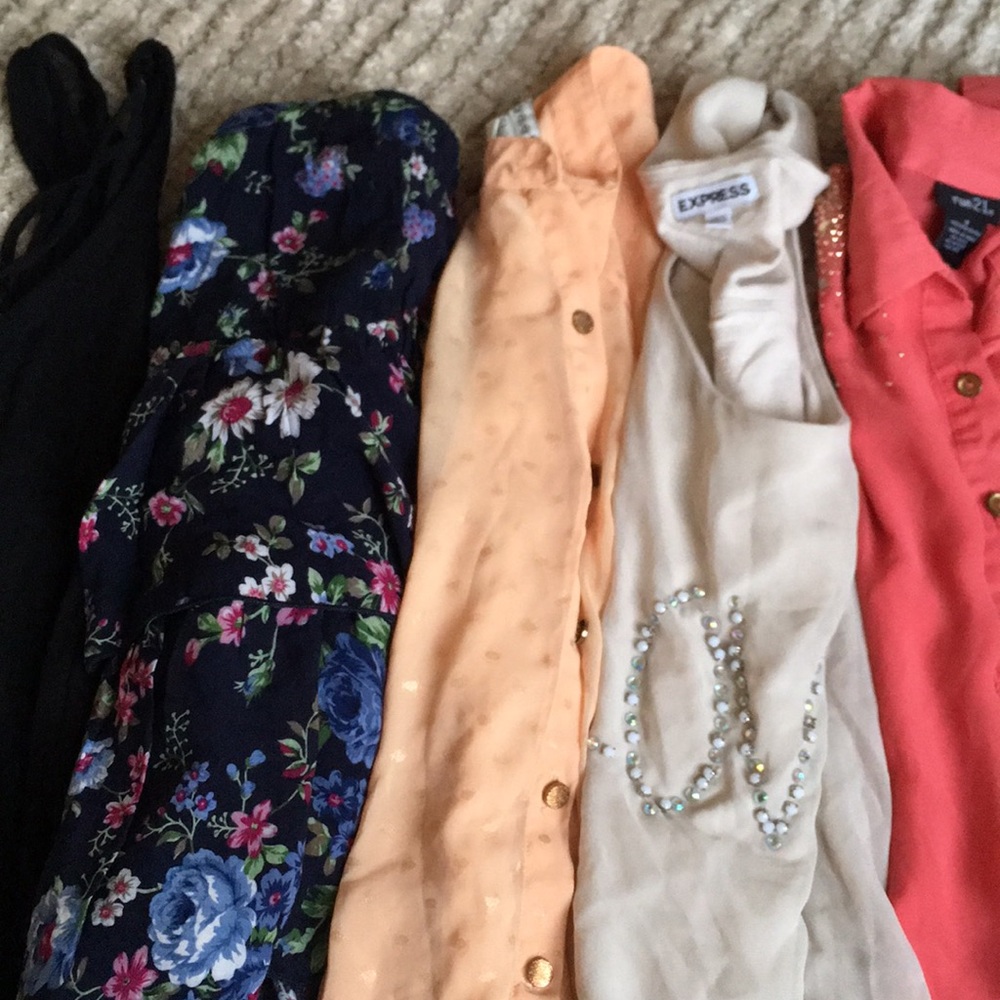 Bundle 5 tops !